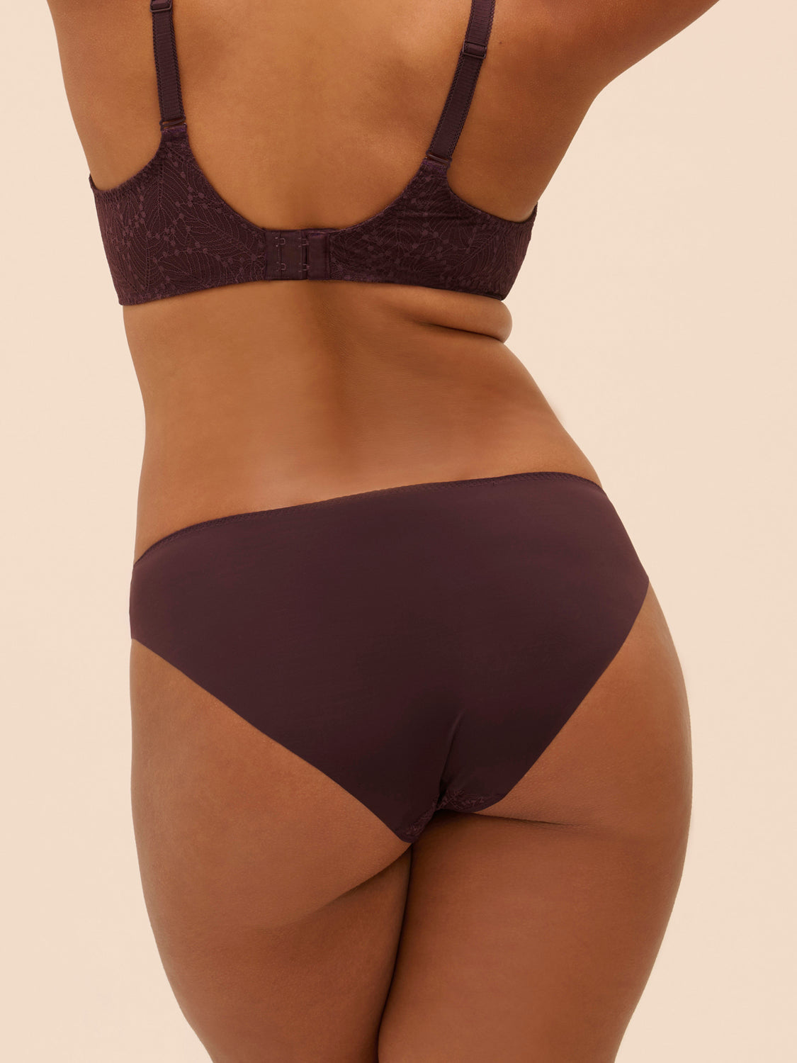 12S7 Comete Shorty/Retro Briefs/Tanga - Black, Sable Rose