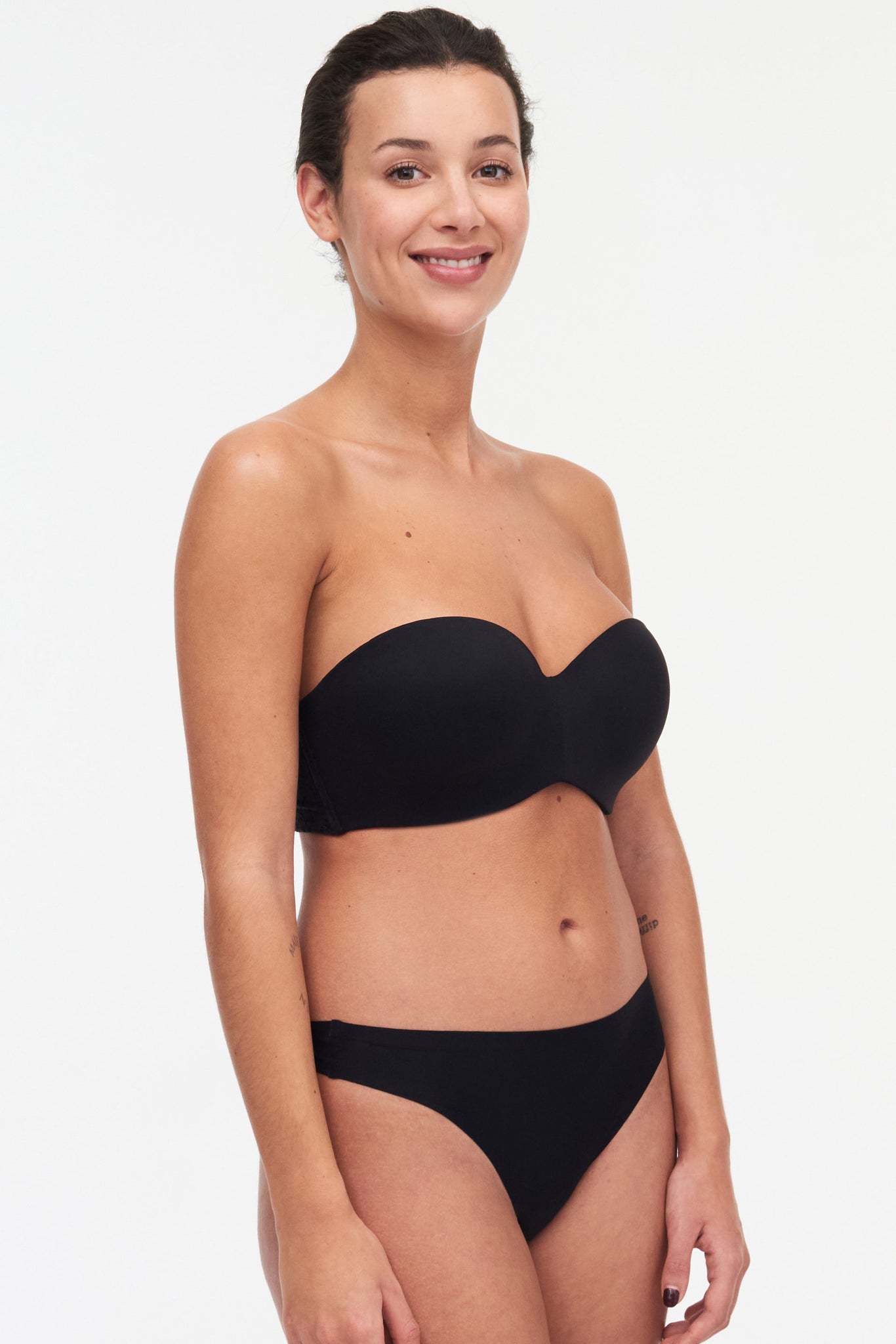 Chantelle- NORAH COMFORT SMOOTH STRAPLESS BRA- Black/Talc- C13F50