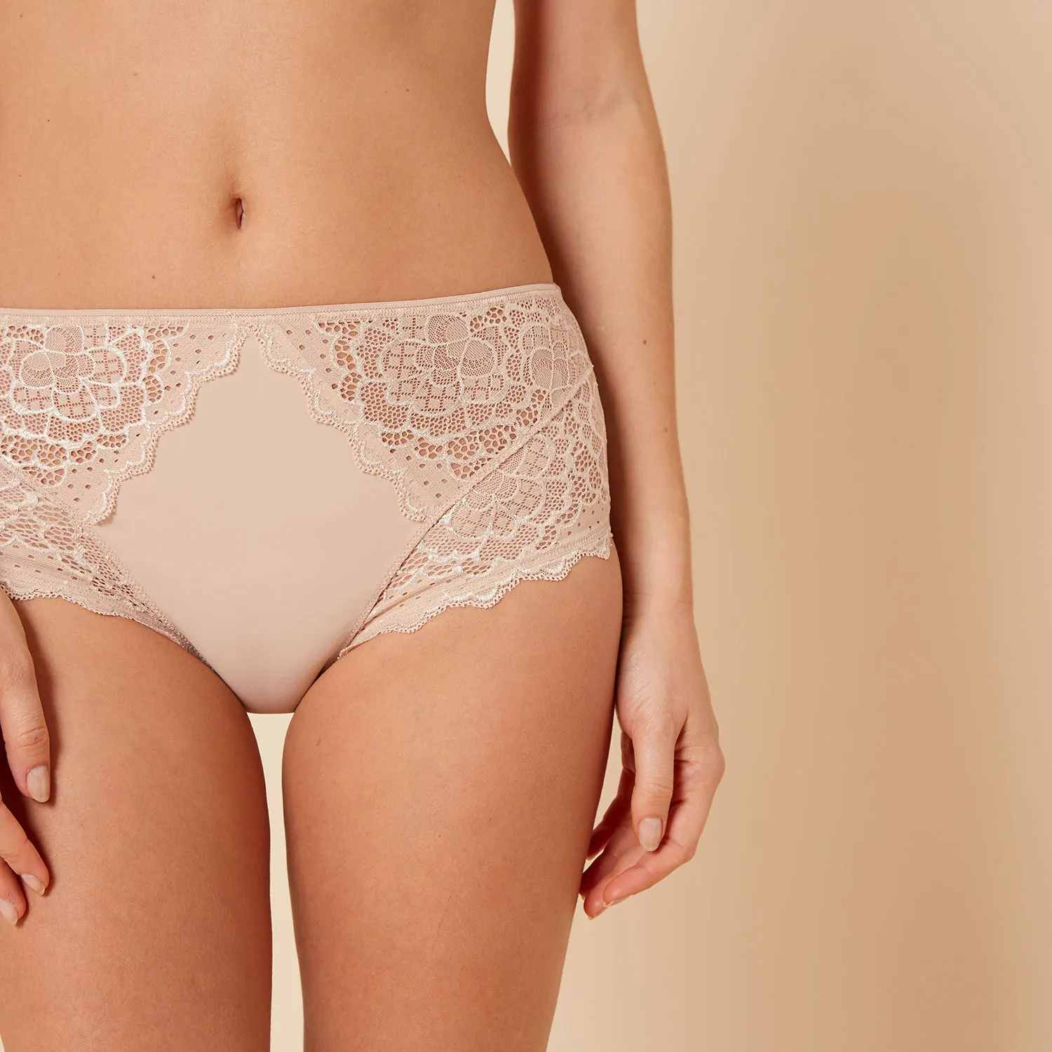 Simone Perele - Caresse Deep Brief 12A770- Black/Peau Rose/Ruby Pink