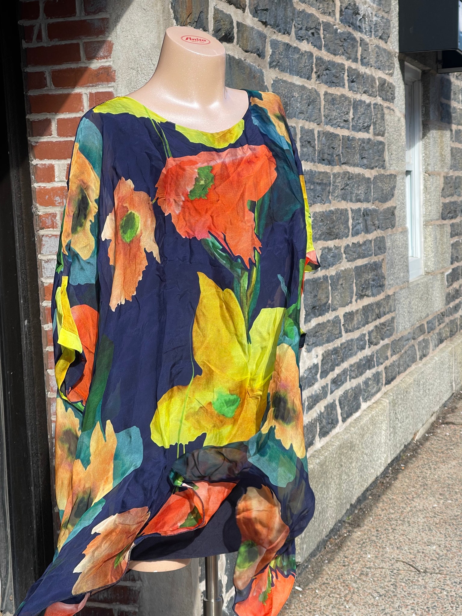 AM 5707 – BIG FLOWER SILK TUNIC DRESS- Plum Loco