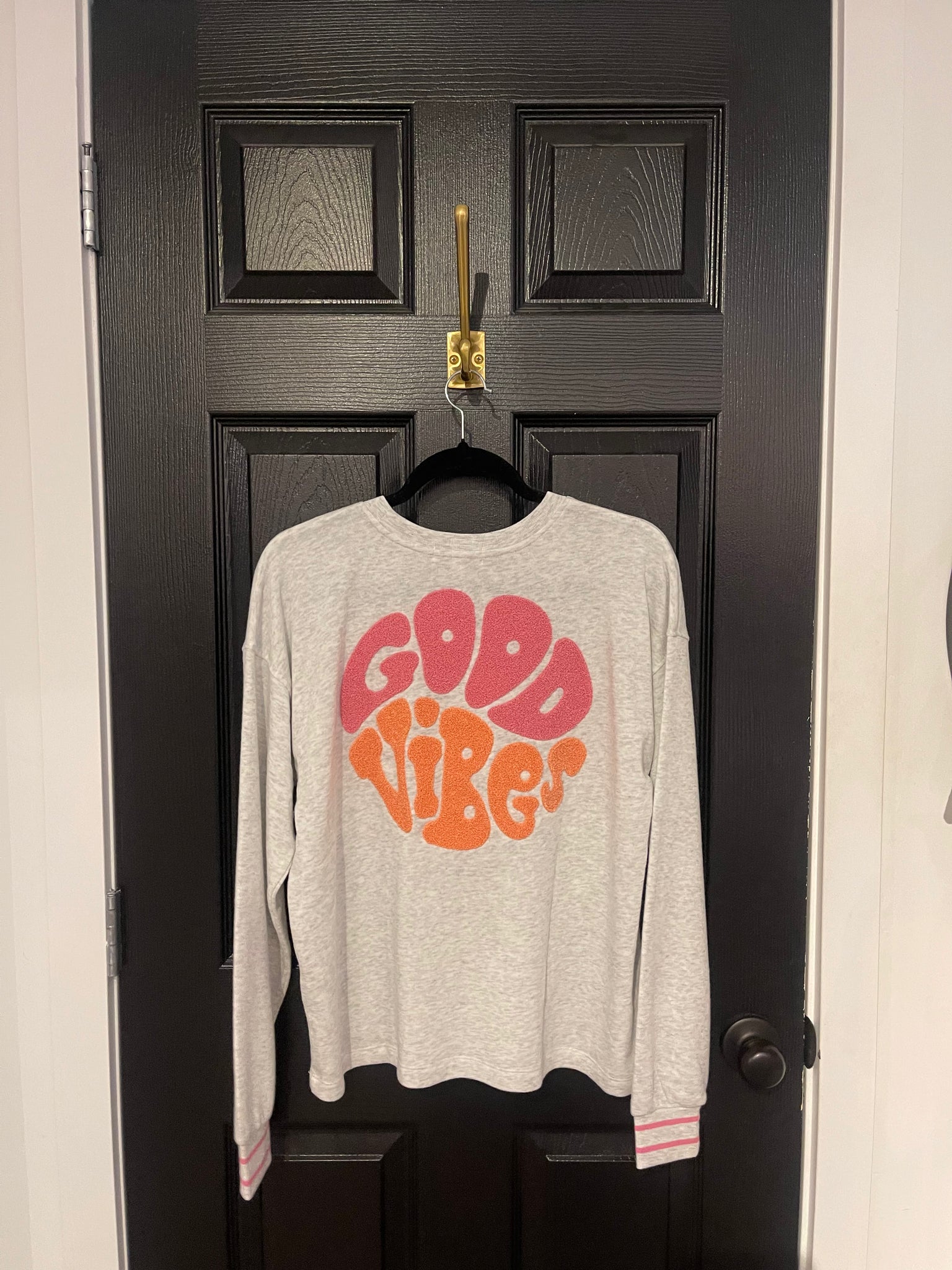 PJ SALVAGE- STAY GROOVY LONG SLEEVE TOP-RNSGLS2-CLOUD