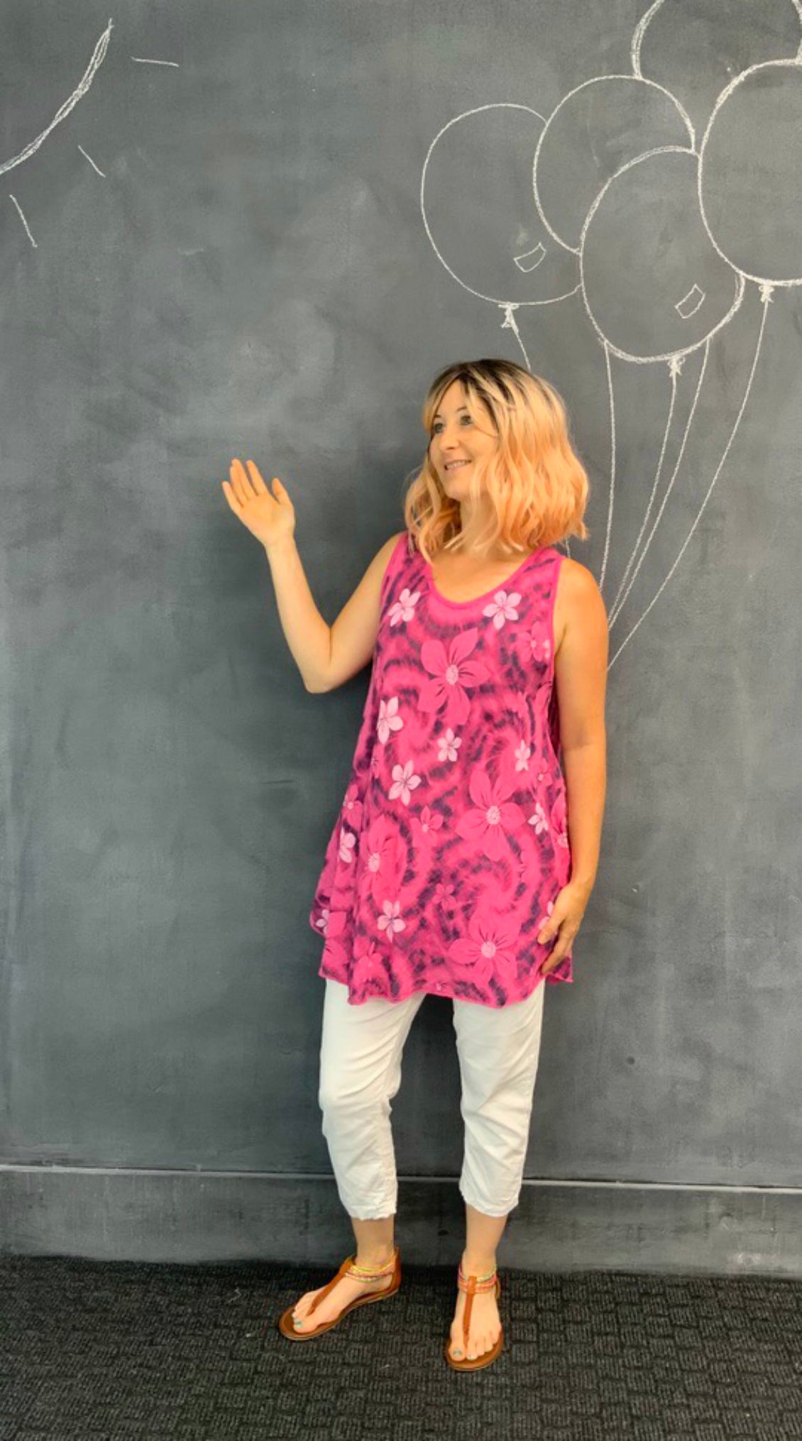 LK 9348-FL – TANK TOP- Hawain Flowe/Black/Army/White- Plum Loco