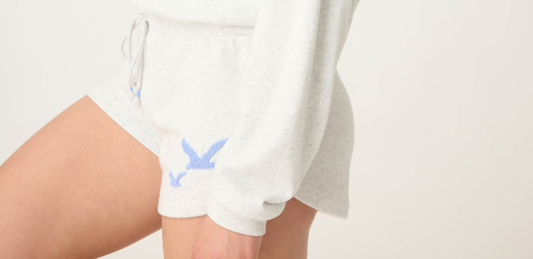 PJ SALVAGE-Vacay Vibes Casual Long Sleeve Sweatshirt with Vacation Graphic-RUVVLS2