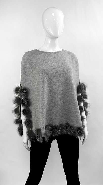 Mitchie's Knitted Capelet with Fox Trim