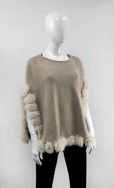 Mitchie's Knitted Capelet with Fox Trim